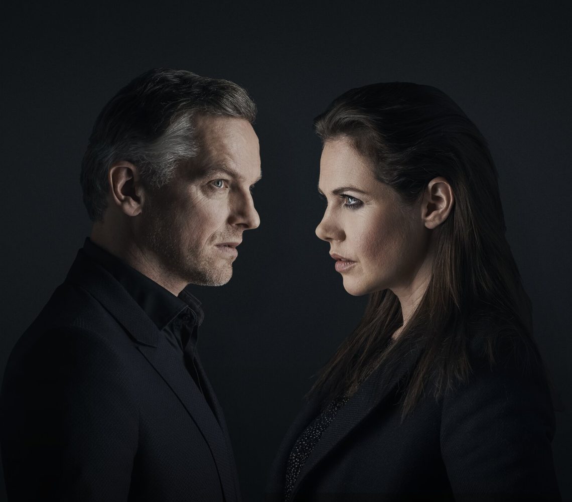 Titel: Du sollst nicht lügen;
Folge: Allgemein;
Person: Barry Atsma; Felicitas Woll;
Copyright: SAT.1/Claudius Pflug;
Fotograf: Claudius Pflug;
Bildredakteur: Nathalie Galina;
Dateiname: 1939887.psd;
Rechtehinweis: Dieses Bild darf bis eine Woche nach Ausstrahlung honorarfrei fuer redaktionelle Zwecke und nur im Rahmen der Programmankuendigung verwendet werden. Spaetere Veroeffentlichungen sind nur nach Ruecksprache und ausdruecklicher Genehmigung der Seven.One Entertainment Group GmbH moeglich. Nicht fuer EPG! Verwendung nur mit vollstaendigem Copyrightvermerk. Das Foto darf nicht veraendert, bearbeitet und nur im Ganzen verwendet werden. Es darf nicht archiviert werden. Es darf nicht an Dritte weitergeleitet werden. Aneinanderreihung/Zusammenlegung/Kopplung von Bildern zum Zweck der Erstellung von Slide-Shows o.ä. nicht gestattet; Verbindung/Einfügen/Anfügen von Werbung nicht gestattet.
Bei Fragen: foto@seven.one
Voraussetzung fuer die Verwendung dieser Programmdaten ist die Zustimmung zu den Allgemeinen Geschaeftsbedingungen der Presselounges der Sender der Seven.One Entertainment Group GmbH.
