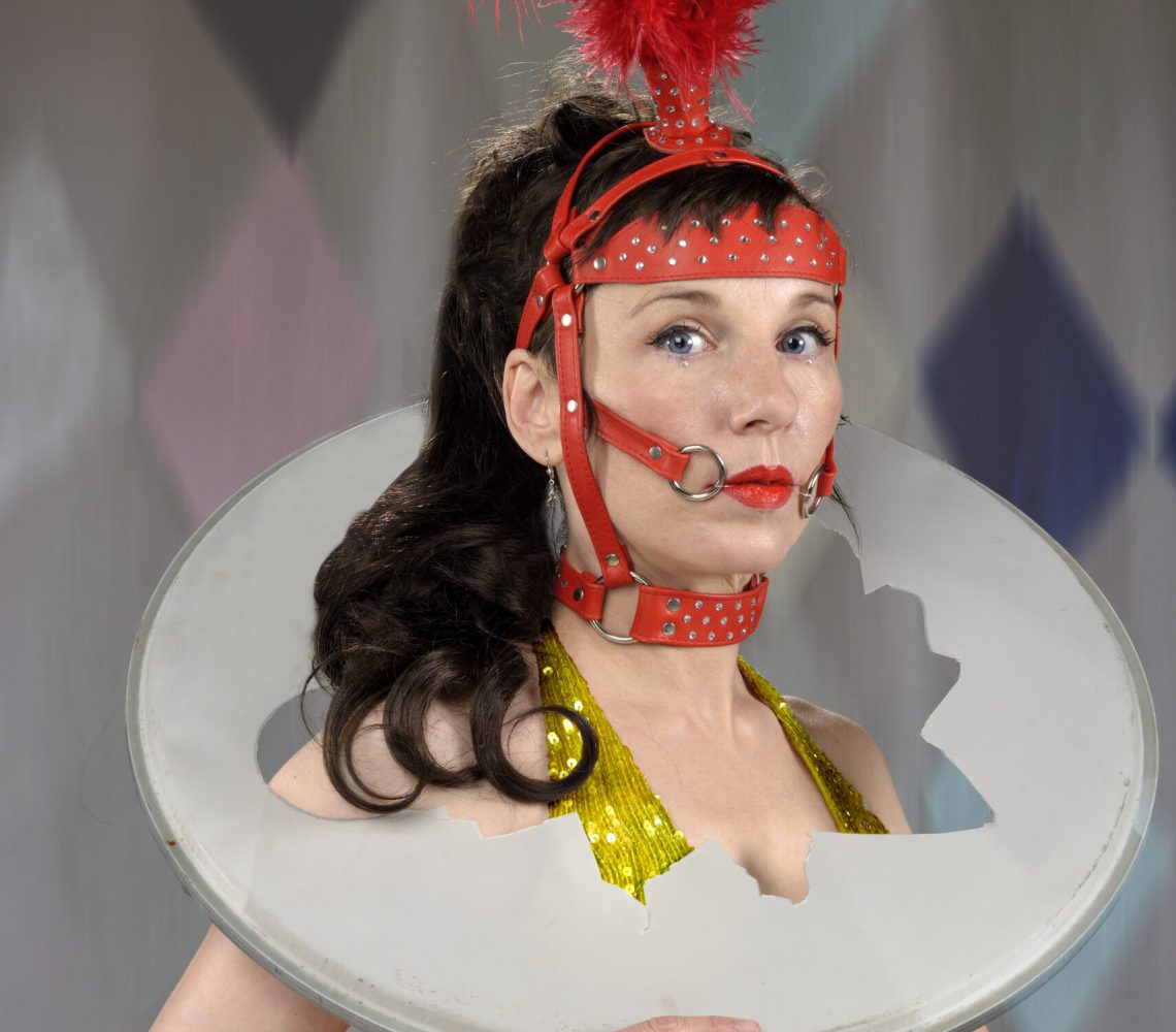 Meret Becker_Le Grand Ordinaire_3(c) Johanna Lippmann